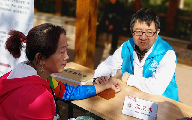 【学雷锋日】广发手机版app,广发（中国）举办“爱满京城，牵手智慧家医”志愿服务活动(图3)
